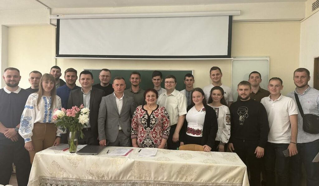 Фото випуск 2023 (1)