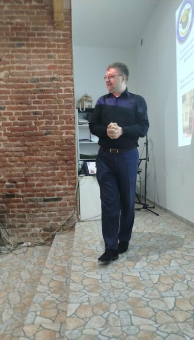 Гімназія (12)