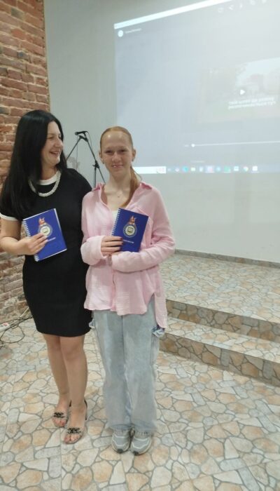 Гімназія (13)